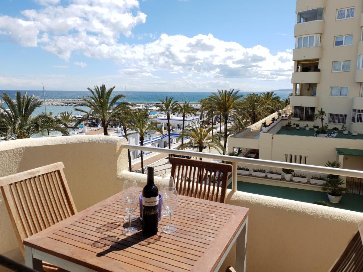 אסטפונה Fantastic Apartment In Front Of The Sea & Marina מראה חיצוני תמונה