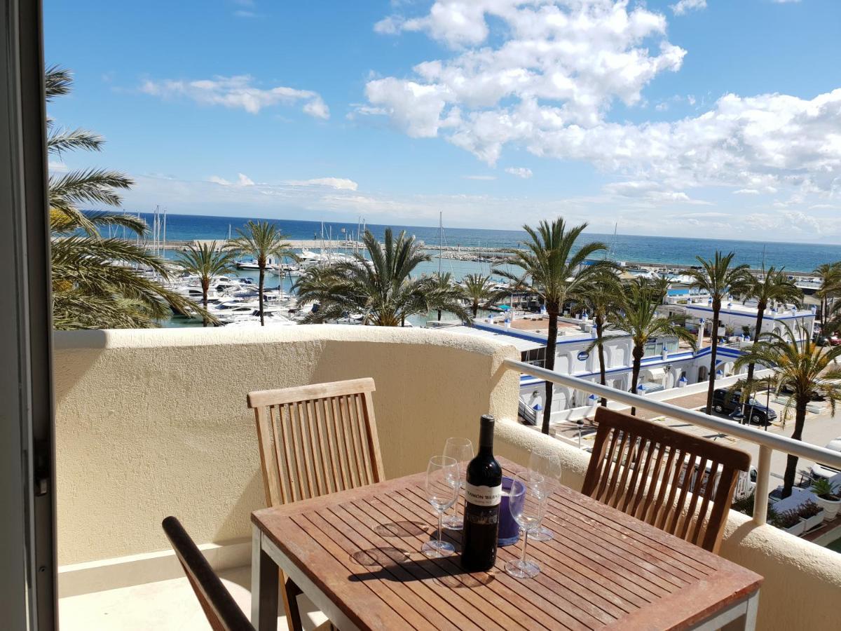 אסטפונה Fantastic Apartment In Front Of The Sea & Marina מראה חיצוני תמונה
