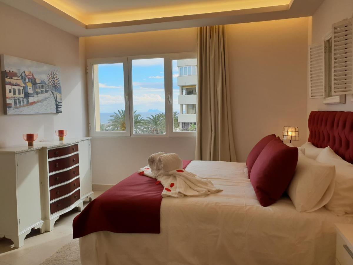 אסטפונה Fantastic Apartment In Front Of The Sea & Marina מראה חיצוני תמונה