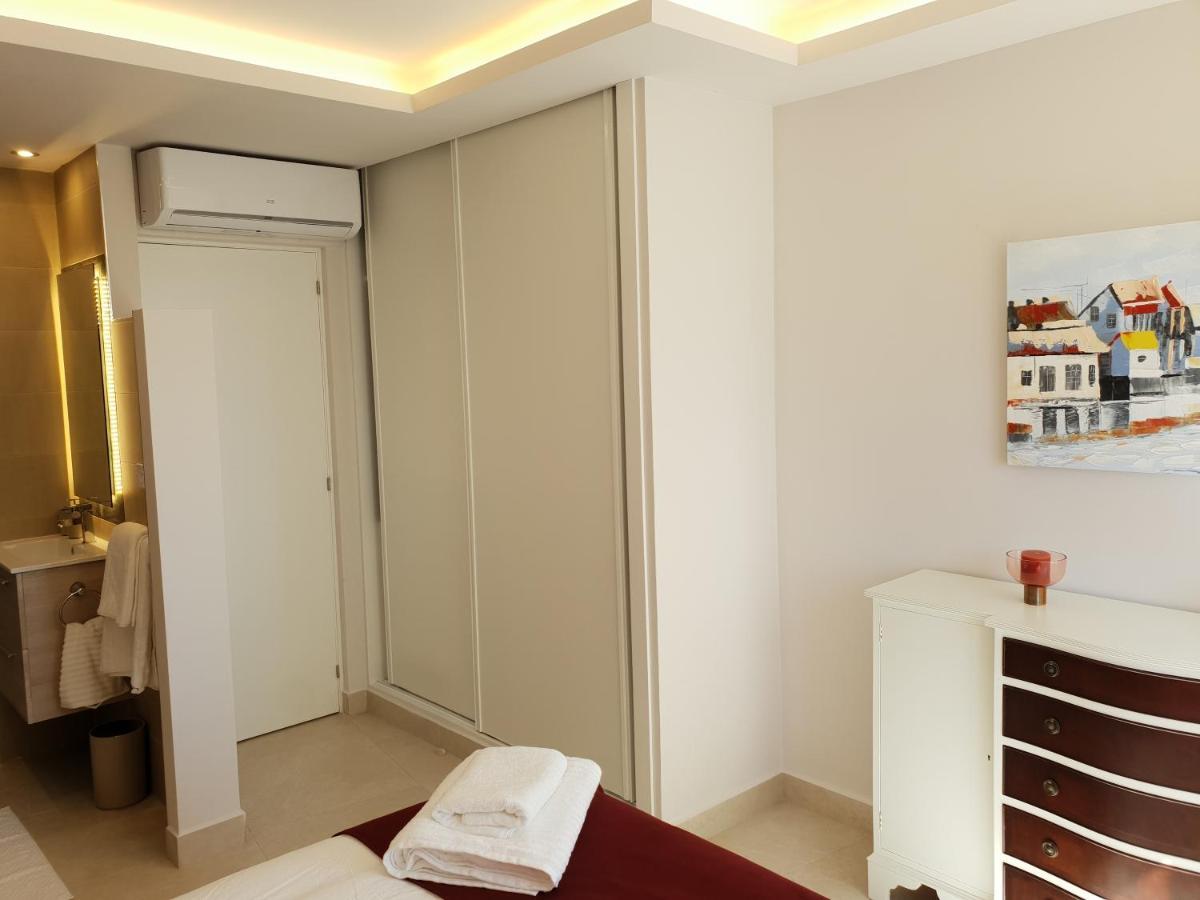 אסטפונה Fantastic Apartment In Front Of The Sea & Marina מראה חיצוני תמונה