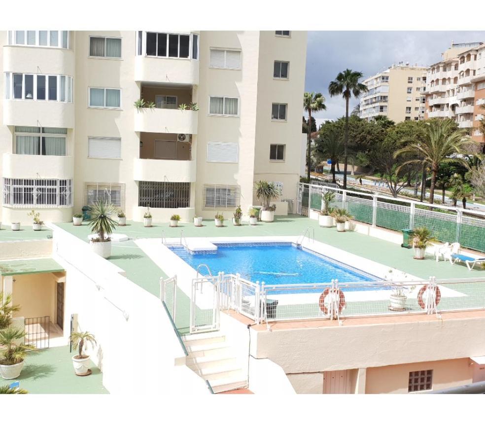 אסטפונה Fantastic Apartment In Front Of The Sea & Marina מראה חיצוני תמונה