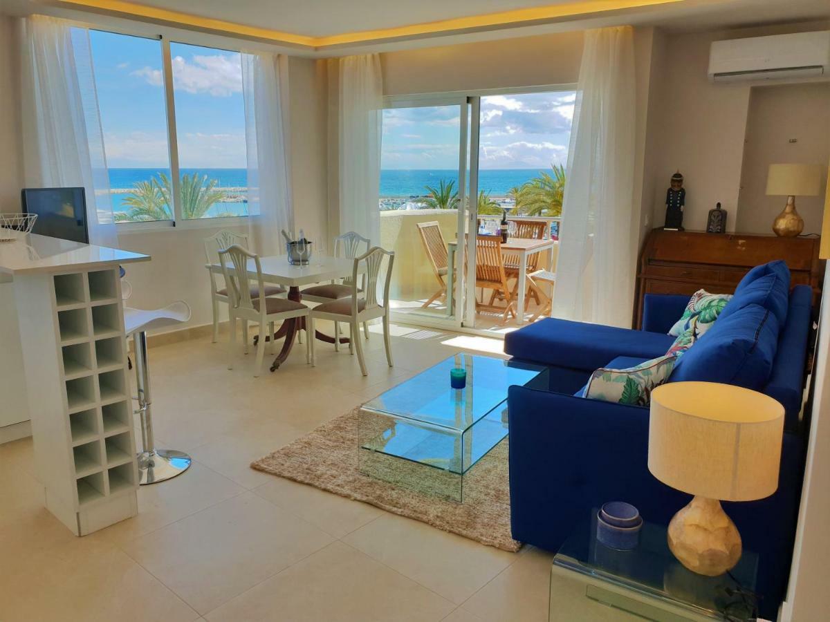 אסטפונה Fantastic Apartment In Front Of The Sea & Marina מראה חיצוני תמונה